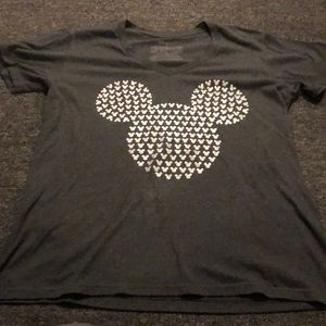 Disney Store Women's XL Gray T-shirt V-neck Silver Mickey Head Print Glitter!